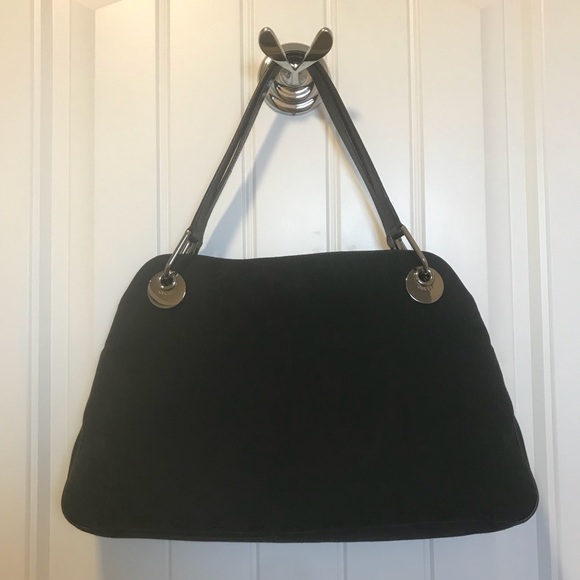 Black GG Canvas Gucci Eclipse Shoulder Bag - Picture 3 of 8